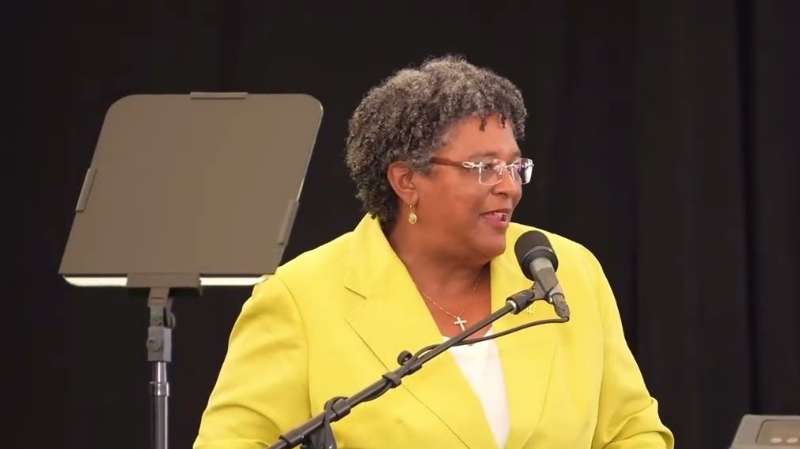 Barbados Cabinet, parliamentarians sworn in - Nationwide 90FM